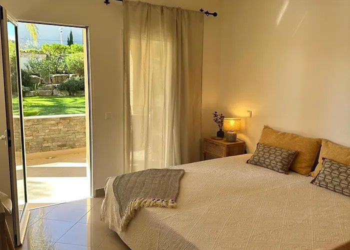 Vale De Lobo - Stylish And Golf Retreat アルマンシル